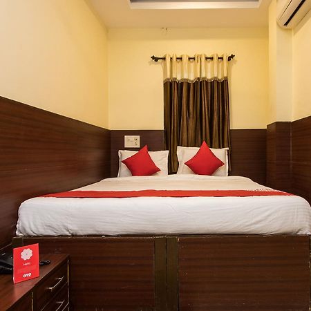 Oyo 11945 Hotel Glory Palace Indore Ngoại thất bức ảnh