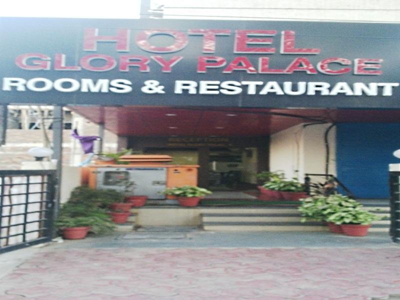 Oyo 11945 Hotel Glory Palace Indore Ngoại thất bức ảnh